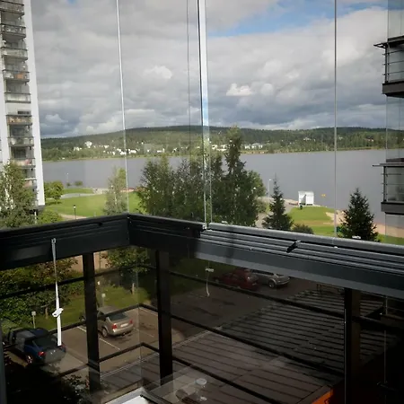 Local Nordic - Swan アパート Jyväskylä